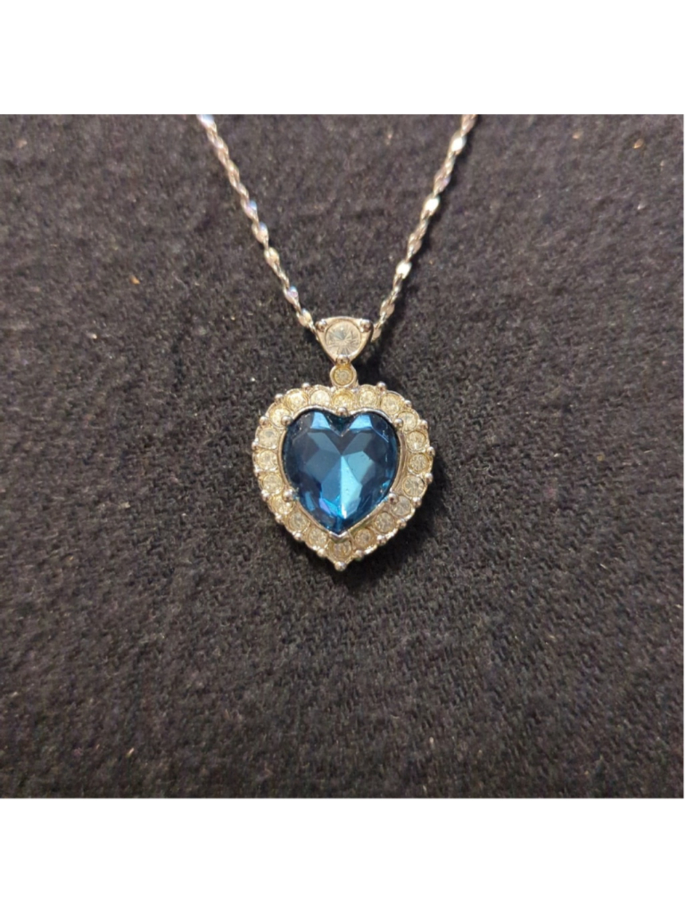 Vintage Avon Heart of the Ocean Titanic Blue Clear Rhinestone Pendant Necklace